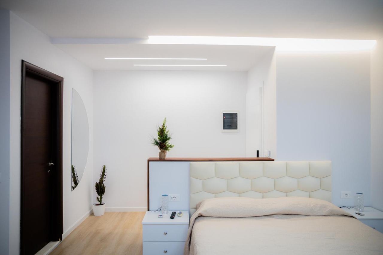 Bella Tirana Apartments Bagian luar foto